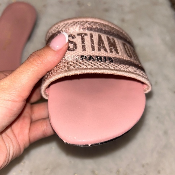 AUTHENTIC Dior Dway Slide Sandals in Pink - Picture 4 of 6